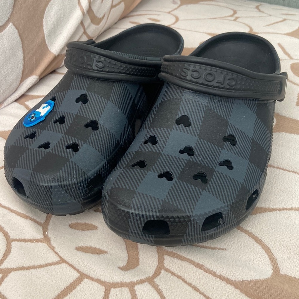 Disney Parks Halloween 2021 Crocs